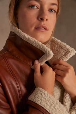 Bomberjacke aus Leder FOLIO;${refinementColor}