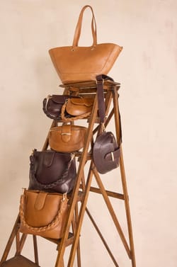 100% leather MARCEL bag;${refinementColor}