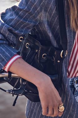 LUCIEN leather bucket bag;${refinementColor}