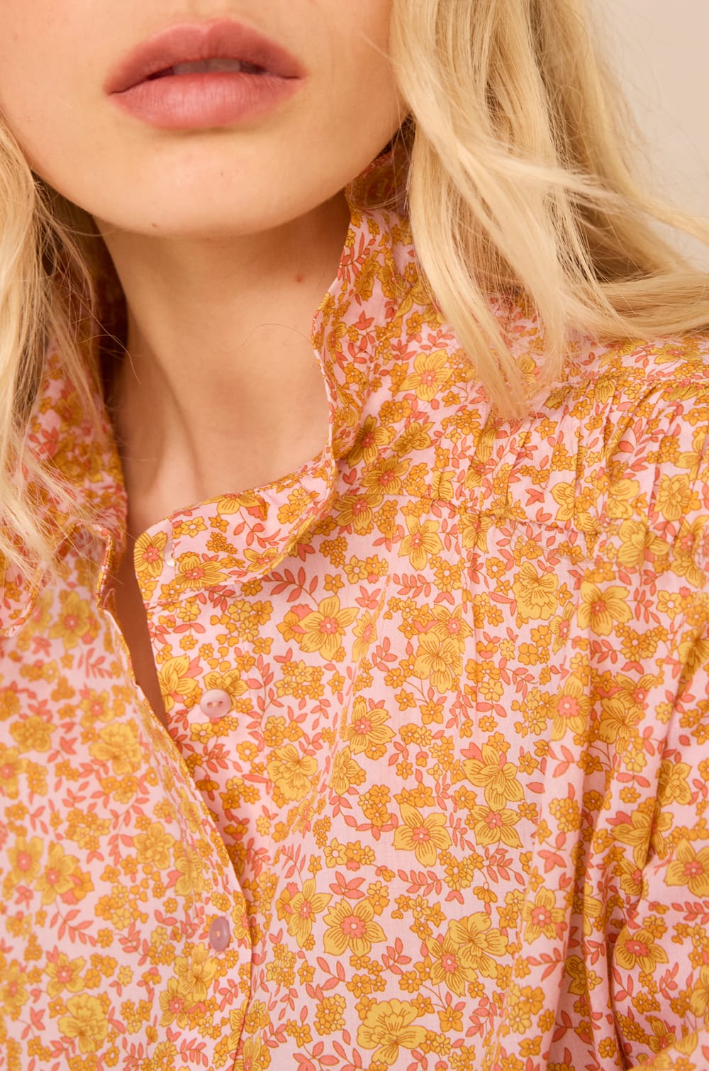 Printed floral long sleeve blouse in soft cotton;${refinementColor}