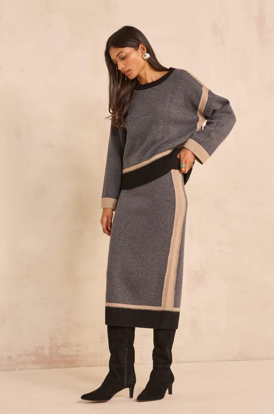 Straight knit wool skirt VALERIE;${refinementColor}