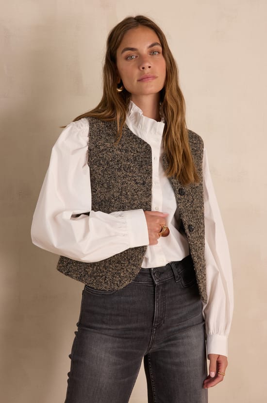 PHARELL sleeveless cardigan in tweed wool;${refinementColor}